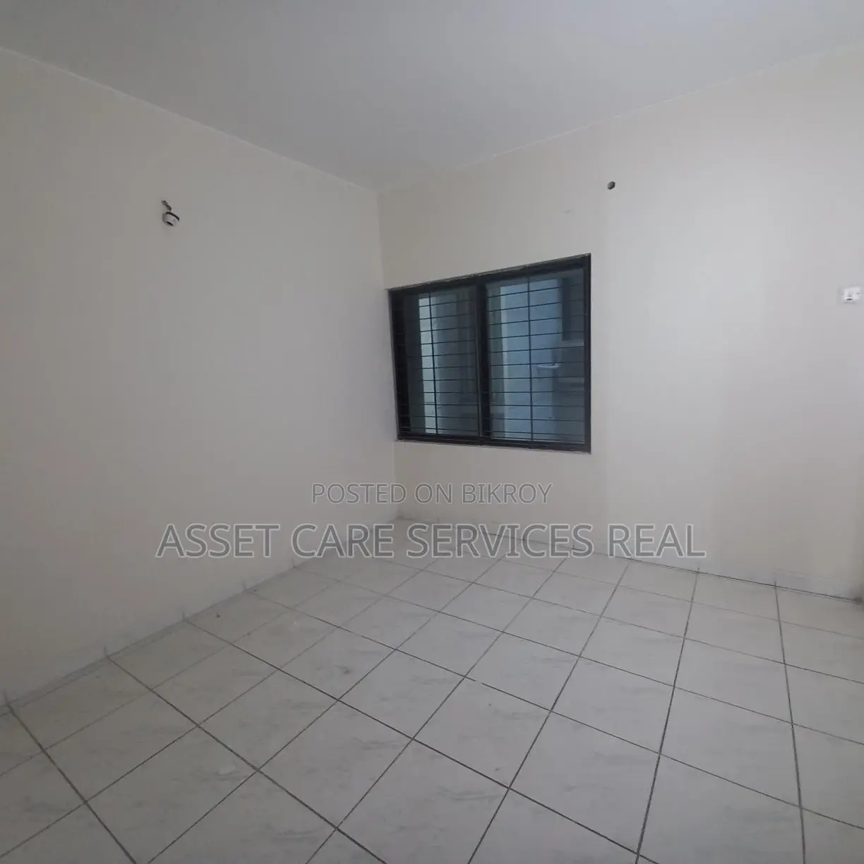 3000 Sqf Office Space Rent @ Baridhara Diplomatic Zone.