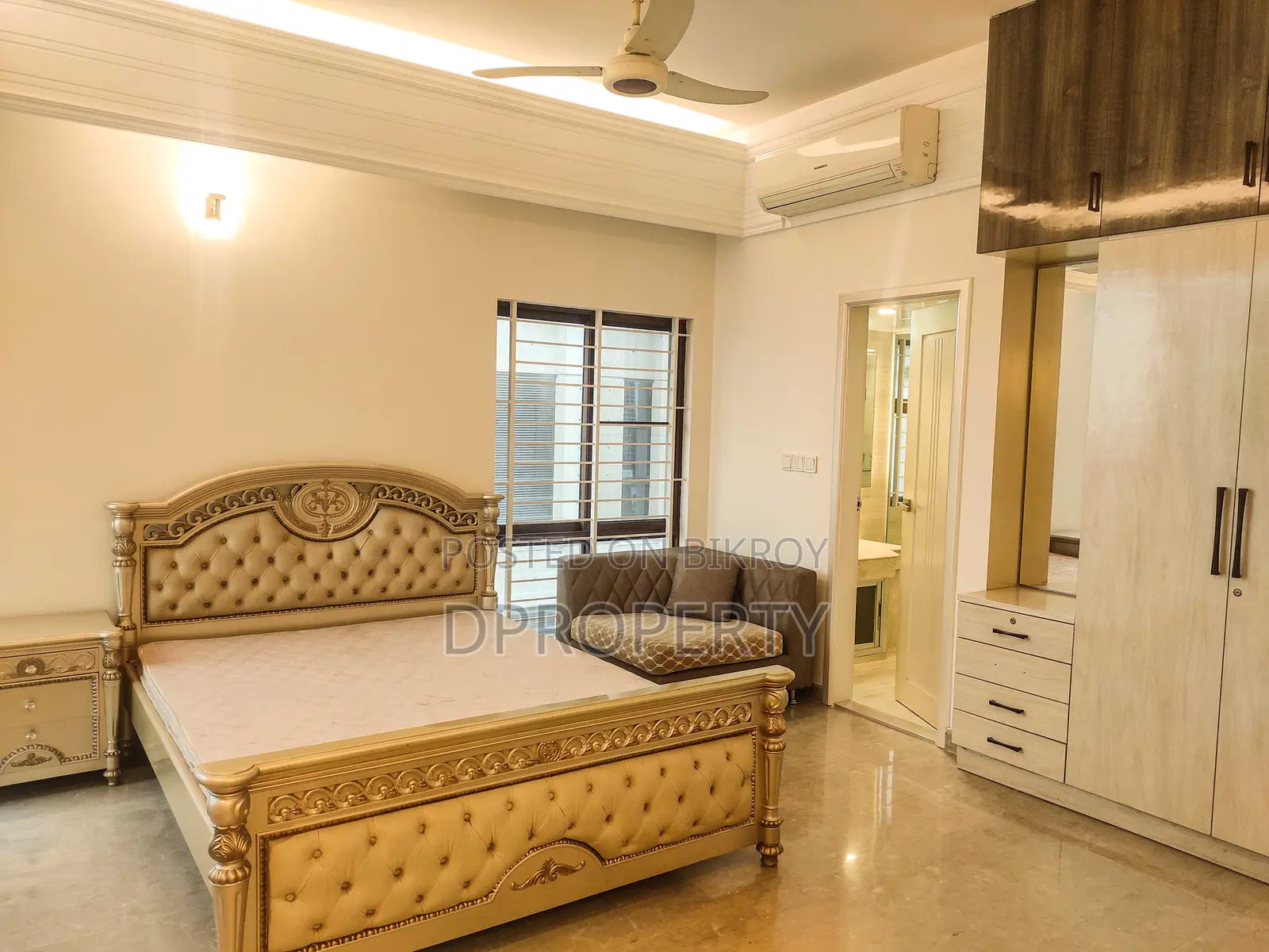 4500 SFT Luxurious Full Furnished South face Apartment Rent at 10 floor