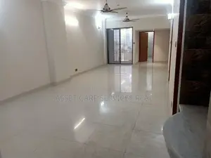 বনানীতে ১০৪০০ বর্গফুটের অফিস স্পেস ভাড়ার জন্য।