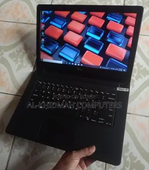 DELL Core i7 7th Gen Slim Laptop, Dedicated Graphics, 4GB RAM, 128GB SSD.