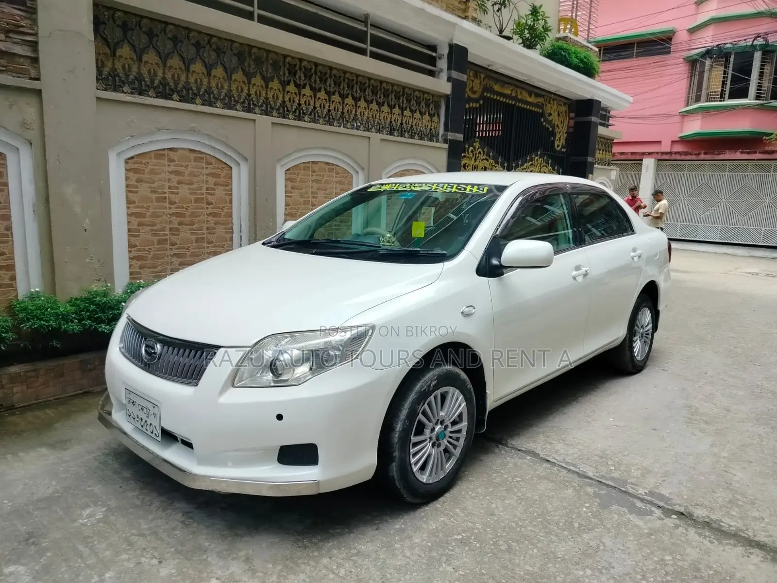 অ্যাক্সিও ভাড়া