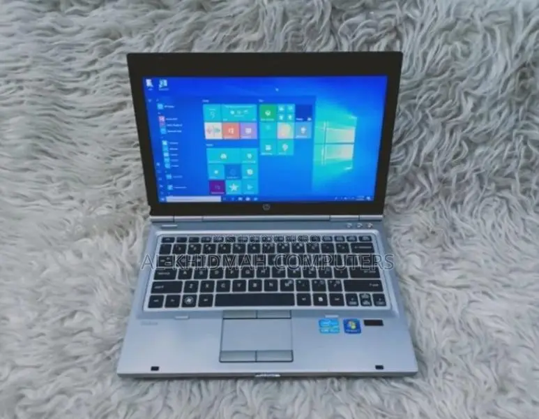 HP Core i5 Laptop, কুরিয়ারেও দেয়া হয়।