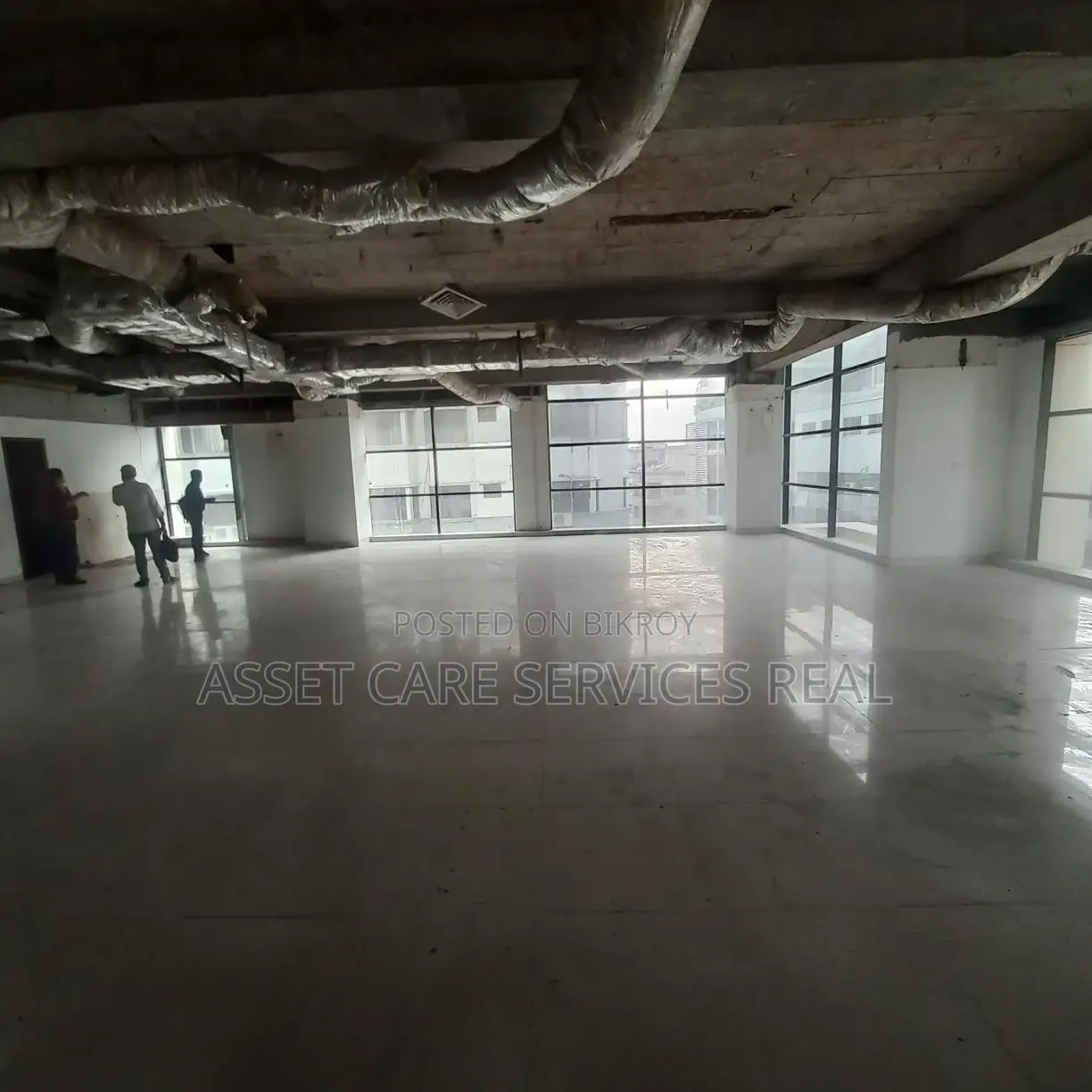 5100 Sqf Commercial Space Rent @ Gulshan Avenue.
