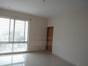 গুলশানে ভাড়ার জন্য ২১০০ বর্গফুটের নতুন অ্যাপার্টমেন্ট