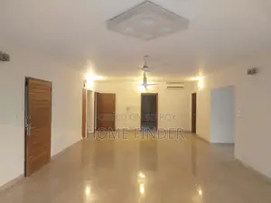 সেমি ফার্নিশড ৪ বেড ৪২৫০ বর্গফুট অ্যাপার্টমেন্ট: গুলশান ২-এ ভাড়ার জন্য