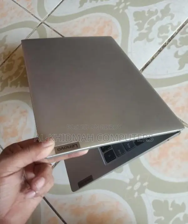 Lenovo 8th Genaretion Ultra Slim Mini Laptop, 128GB, 4GB.