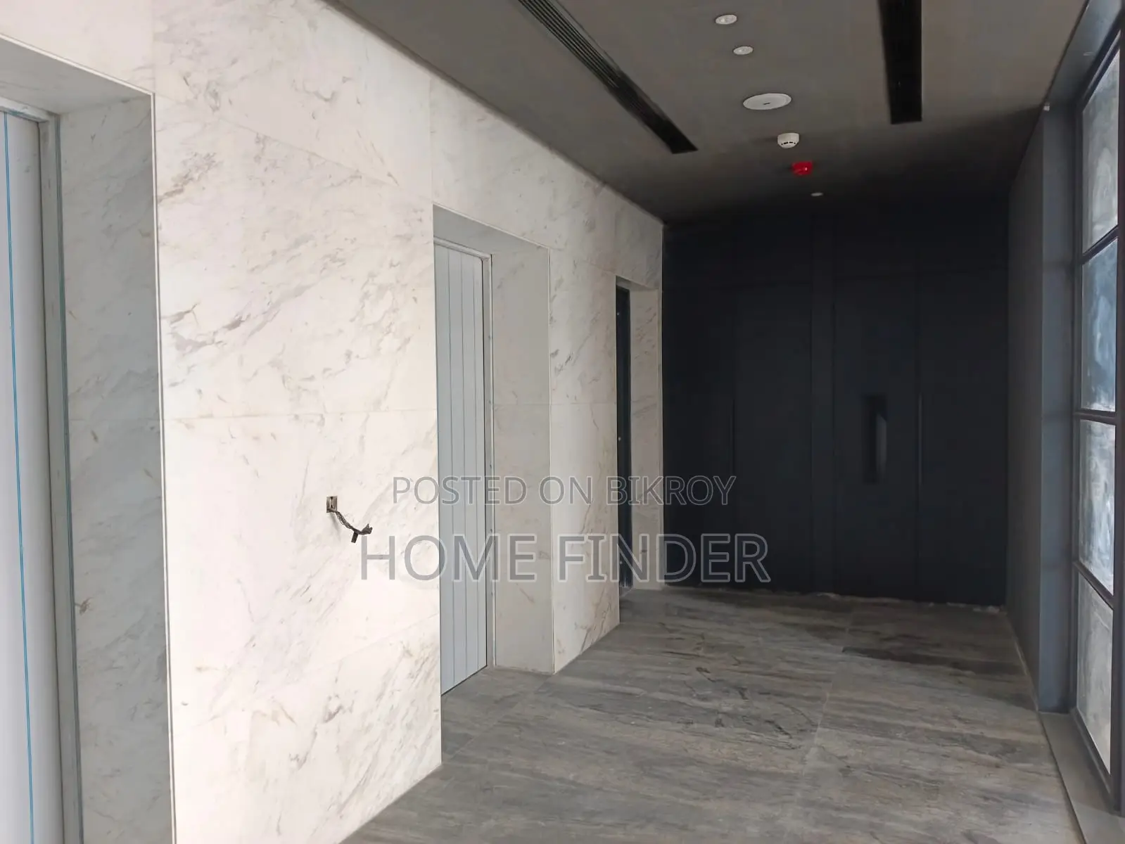 Brand New 3705 Sqft Commercial Property For Rent Gulshan Avenue