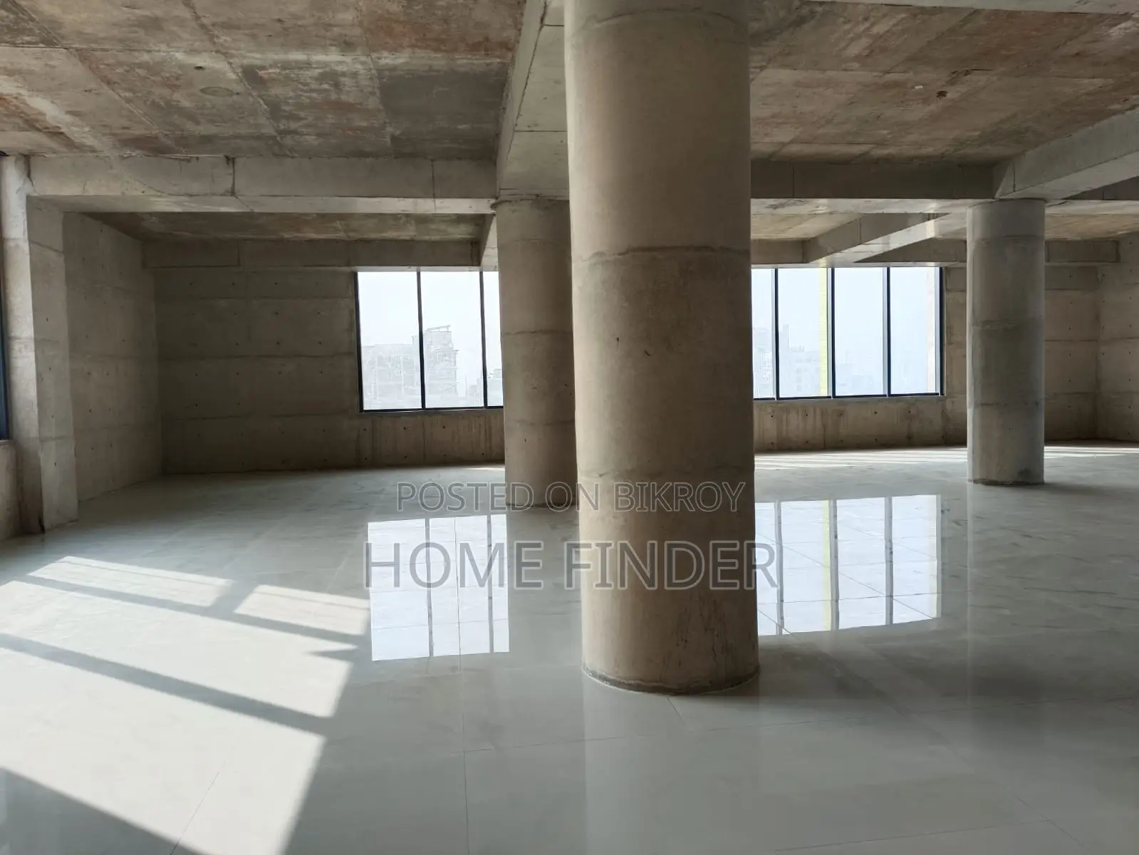 Brand New 3705 Sqft Commercial Property For Rent Gulshan Avenue