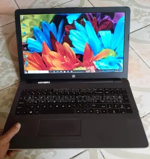 HP Pavilion Core i3 6th Gen Laptop, 4GB RAM, 500GB, কুরিয়ারেআও দেয়া হয়।