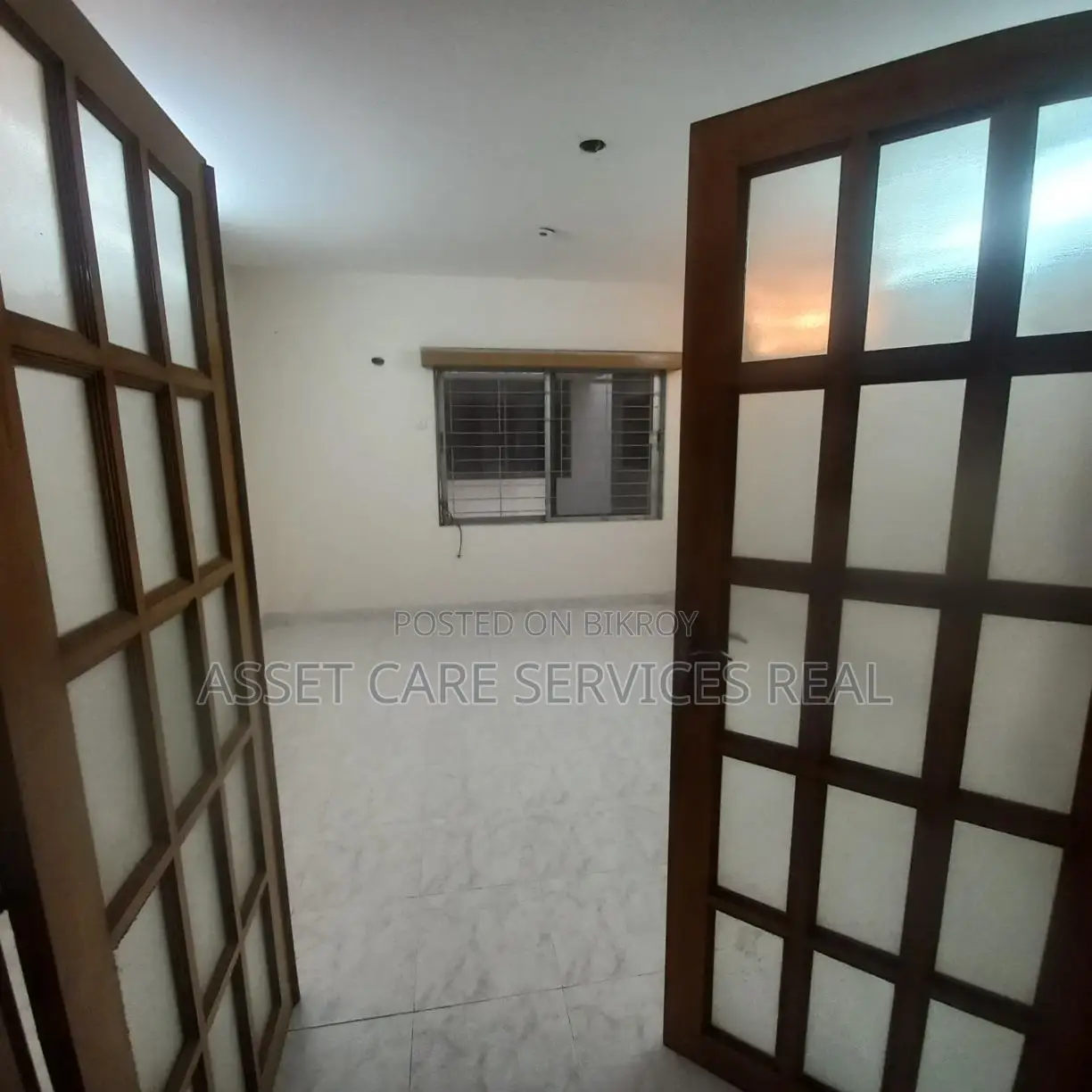 3500 Sqf Office Space @ Rent Gulshan 1.