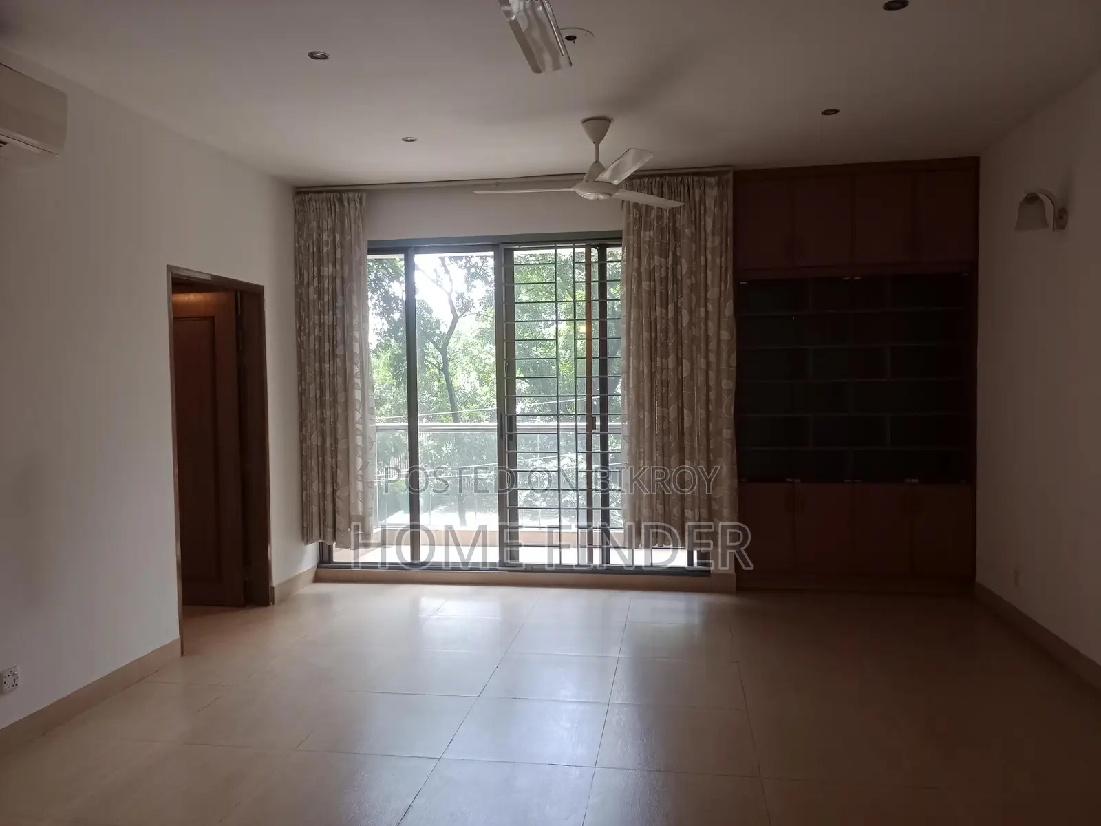 Semi-Furnished 3bed-2550 Sqft Apartment Rent in Gulshan-2