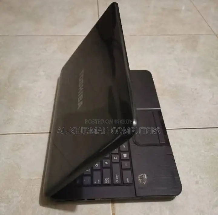 Great Offer: Toshiba Core i3 Laptop, 4GB RAM, 500GB HDD, 14" Display.