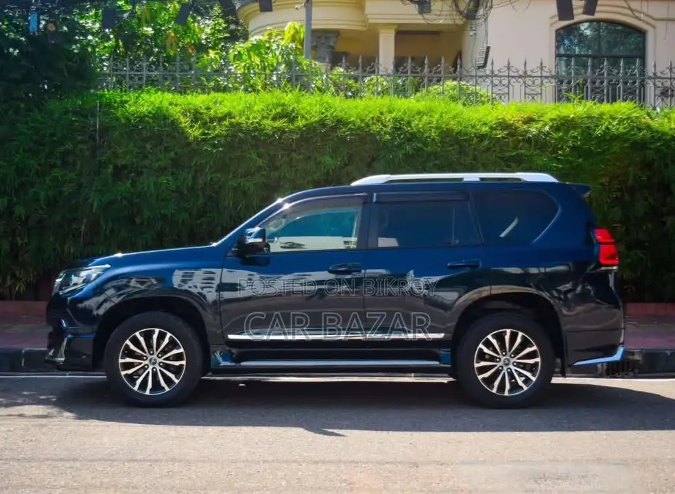 Toyota Land Cruiser Prado Tx-L Mica 2018