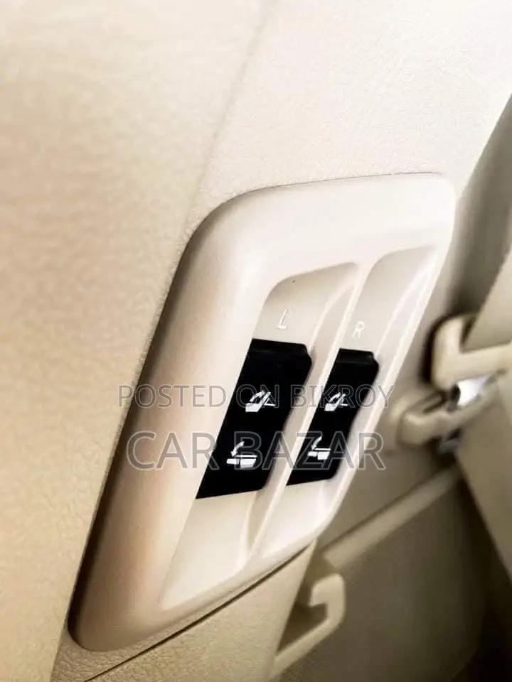 Toyota Land Cruiser Prado Tx-L Mica 2018