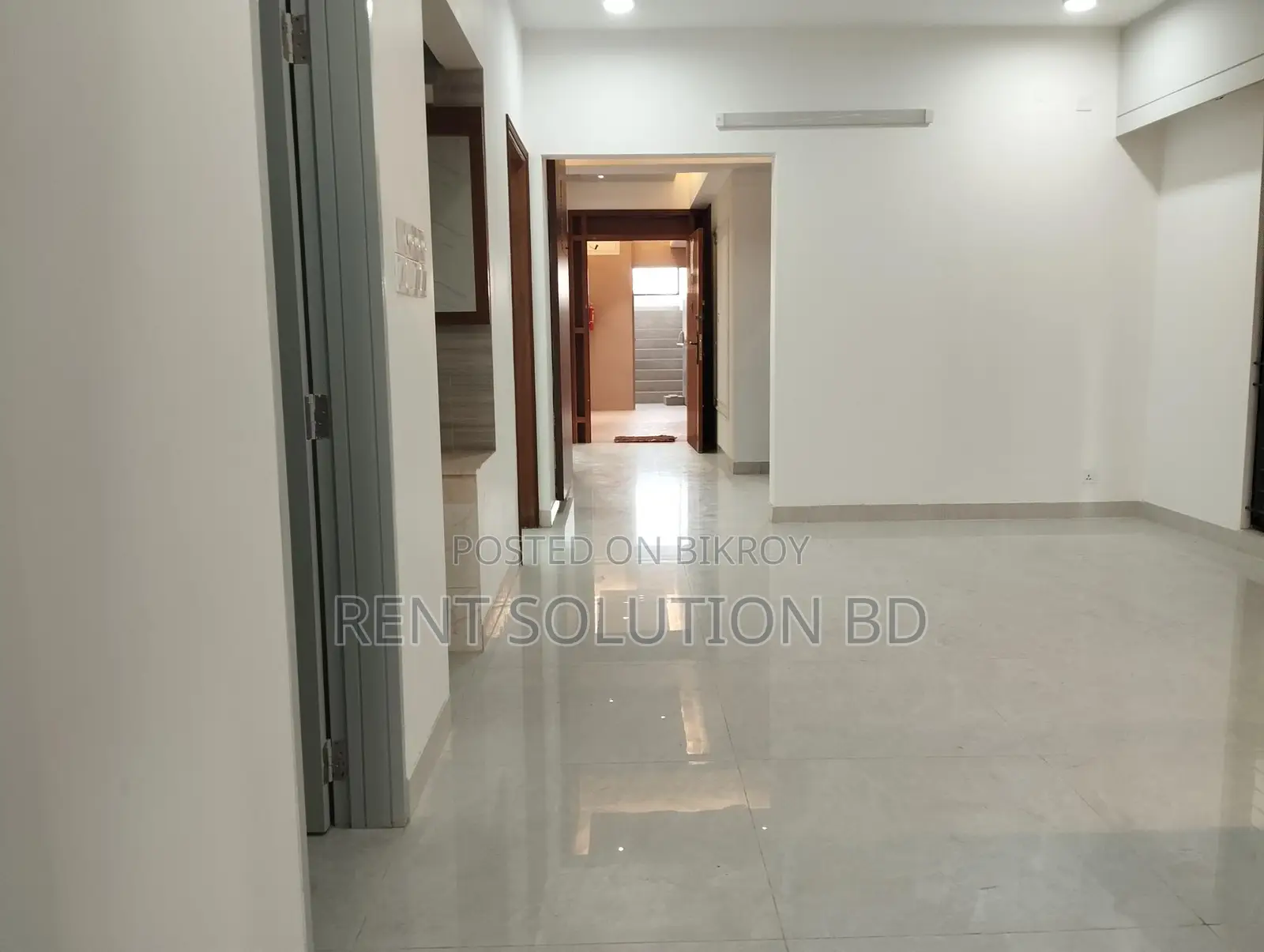 Stunning New 4beds apartment For Rent in Gulshan 2 Near Yourth club park
