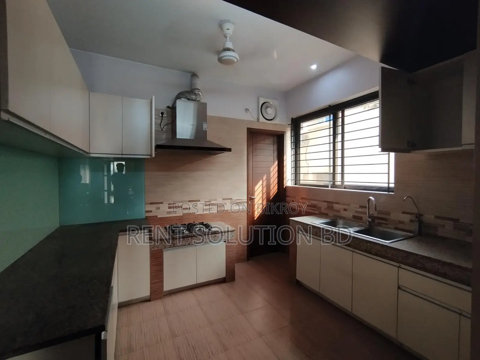 5th Floor Luxury Furnished Apartment by Shanta Holdings...