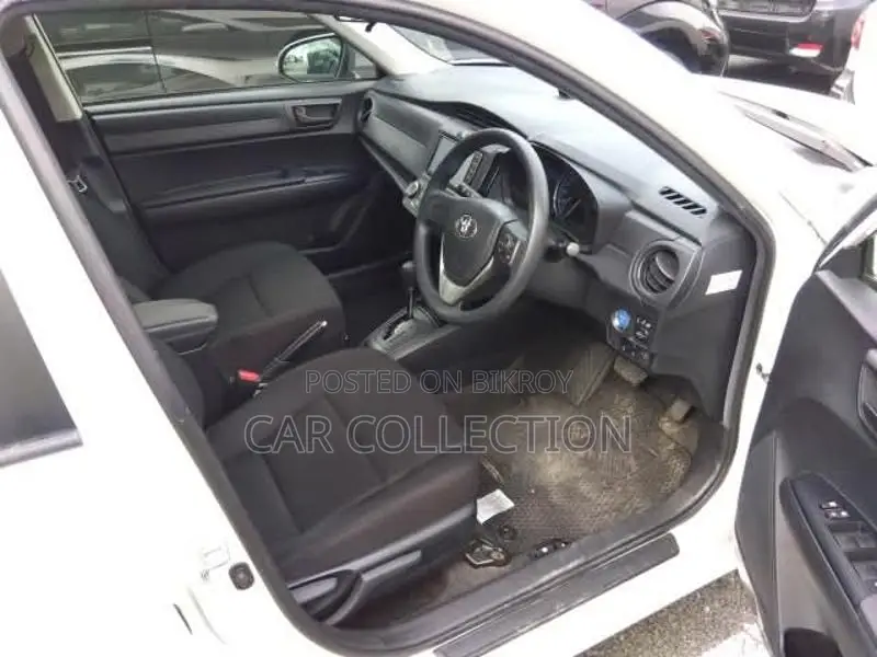 Toyota Axio Ex Hybrid 2020