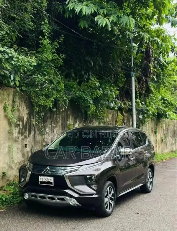 মিতসুবিশি এক্সপ্যান্ডার ৭ সিটার জিএলএক্স ২০১৯