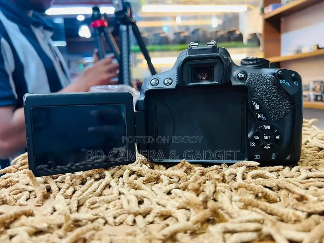 Canon 700D 18-55 Kit Lens