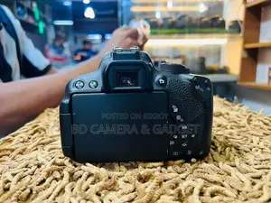 Canon 700D 18-55 Kit Lens