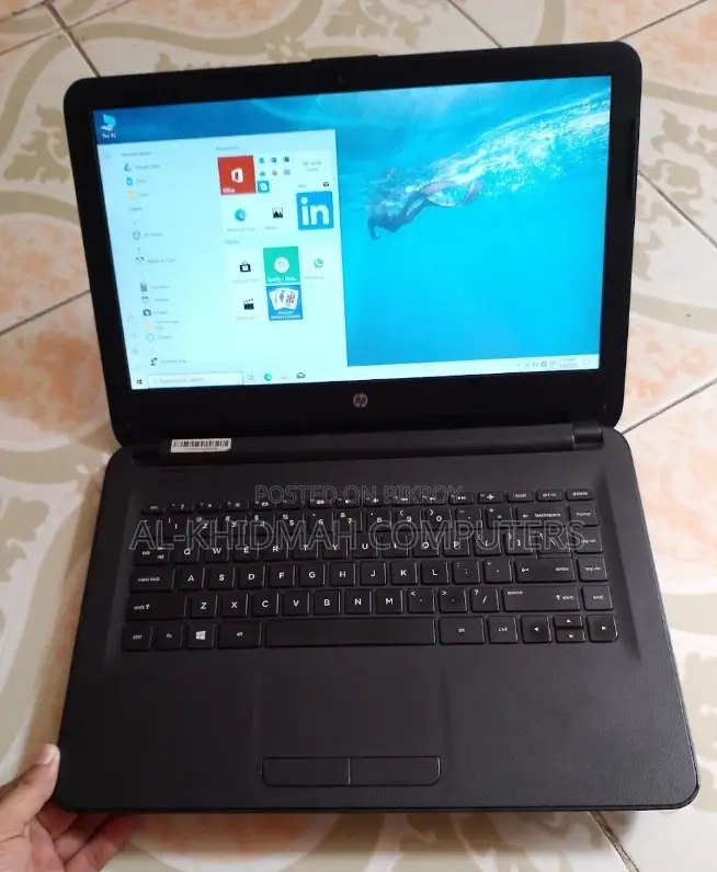 HP Core i3 6th Genaretion Laptop, 4GB RAM, 1000GB Hard Disk