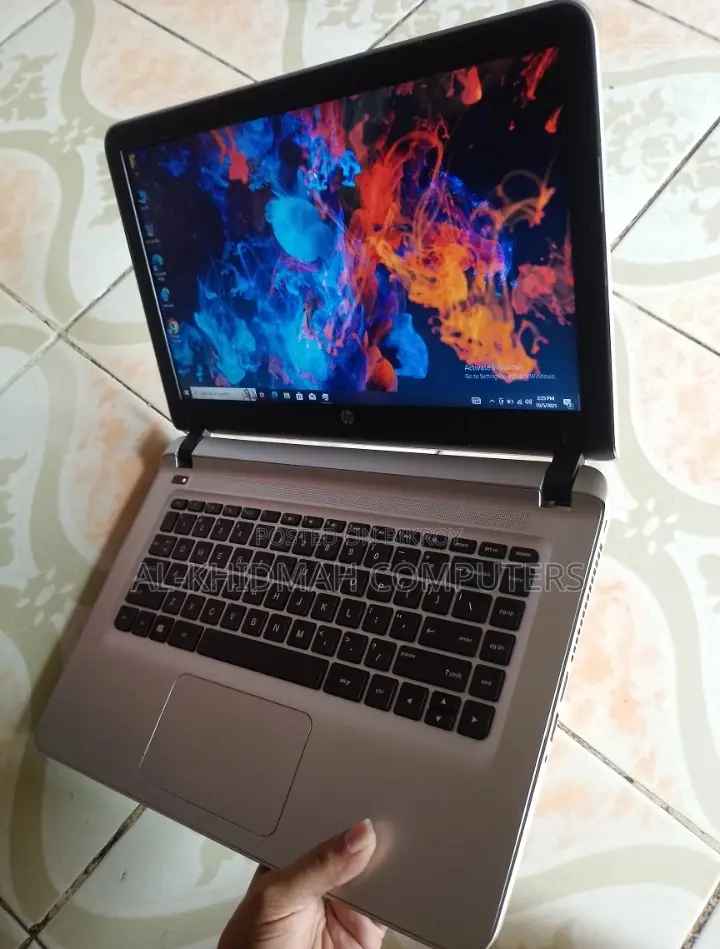 Hp Core I3 6th Gen Full Fresh Laptop, 8gb/256gb, 14", কুরিয়ারেও দেয়া হয়।