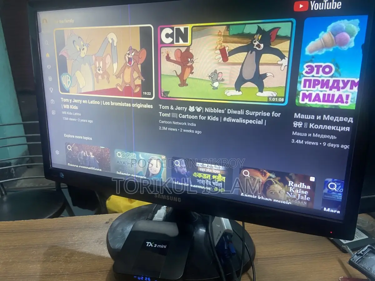 Samsung monitor 19 inch fresh