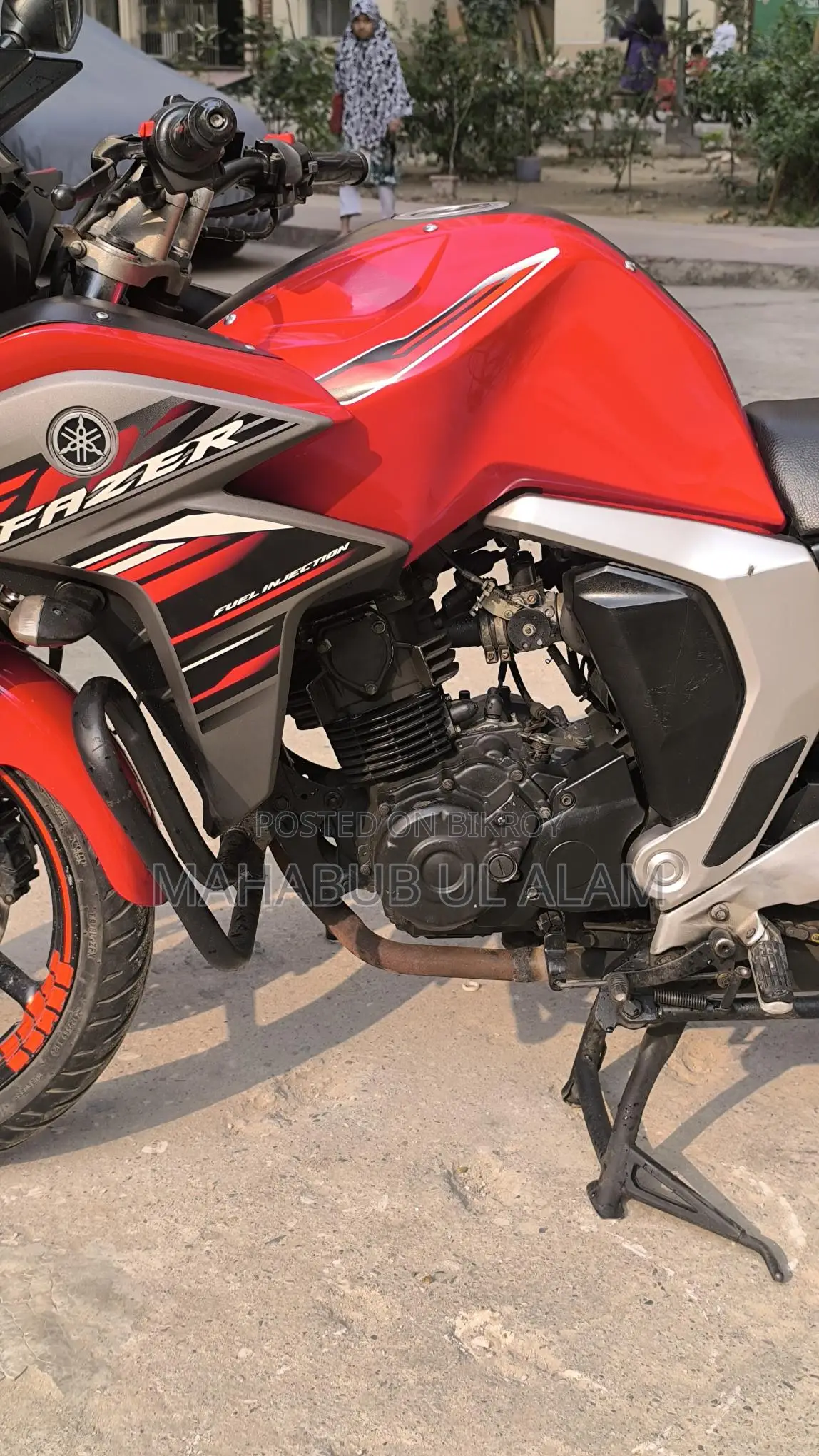 Yamaha 2018 Red
