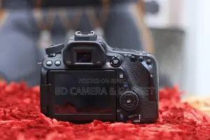 Canon 80D Body
