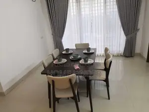 গুলশান ২-এ ভাড়ার জন্য ৩৮০০ বর্গফুটের সম্পূর্ণ ফার্নিশড অ্যাপার্টমেন্ট