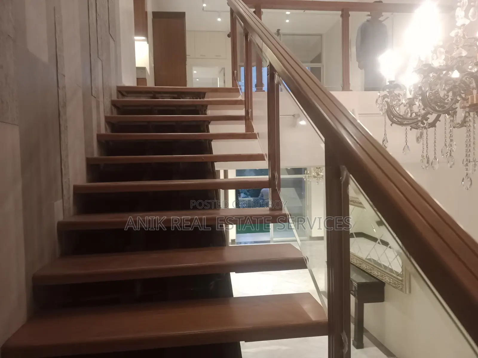 Good Quality Duplex Semi Farnised Flat Rent At Gulshan