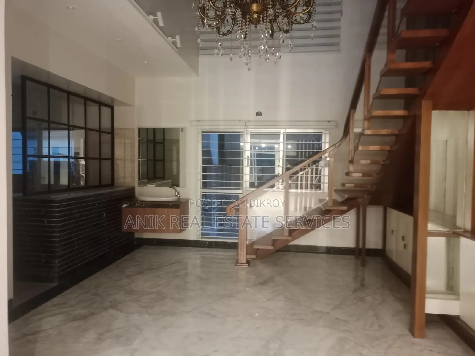Good Quality Duplex Semi Farnised Flat Rent At Gulshan