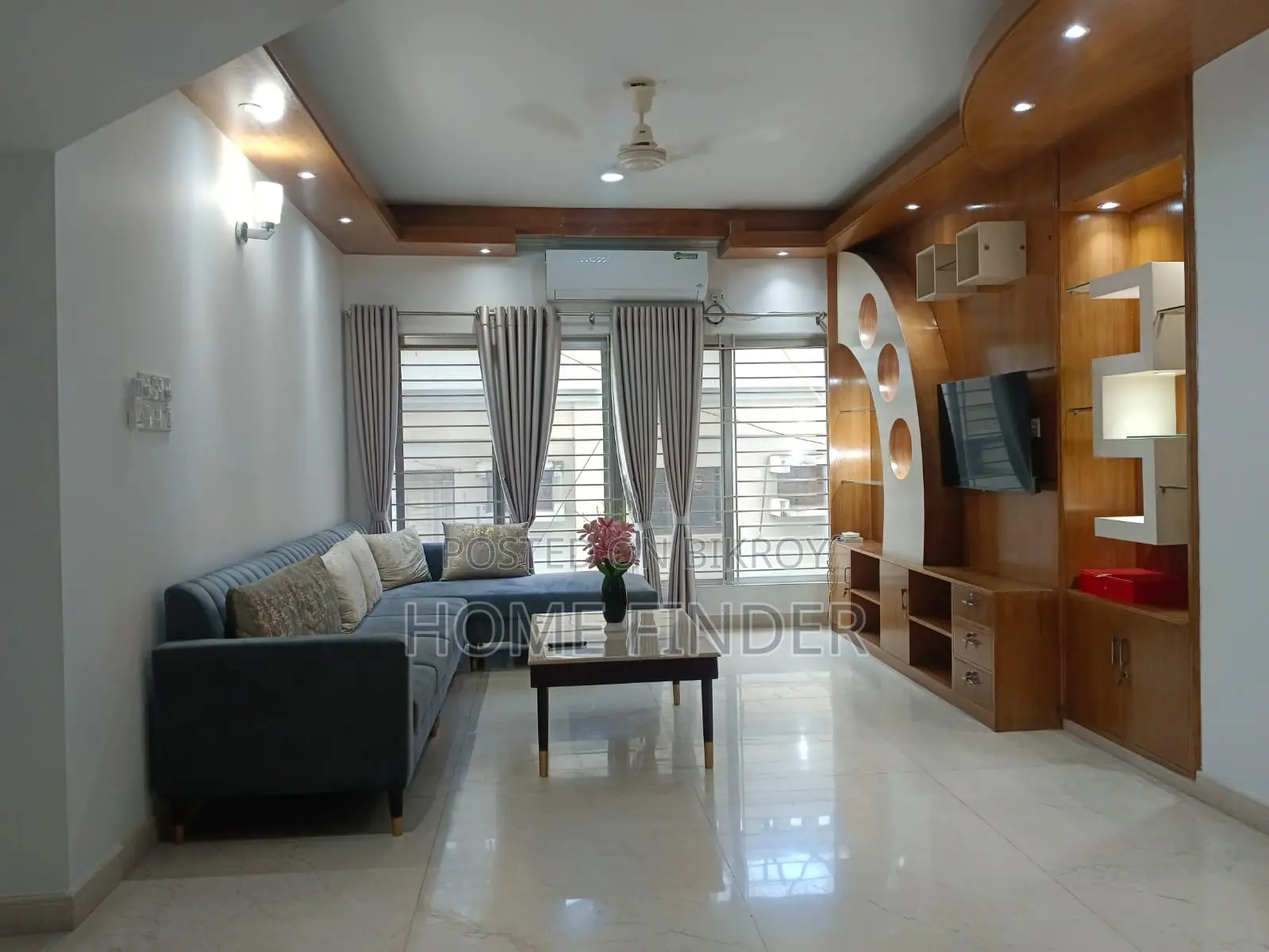 2500 Sqft New Furnished Flat For Rent in Gulshan