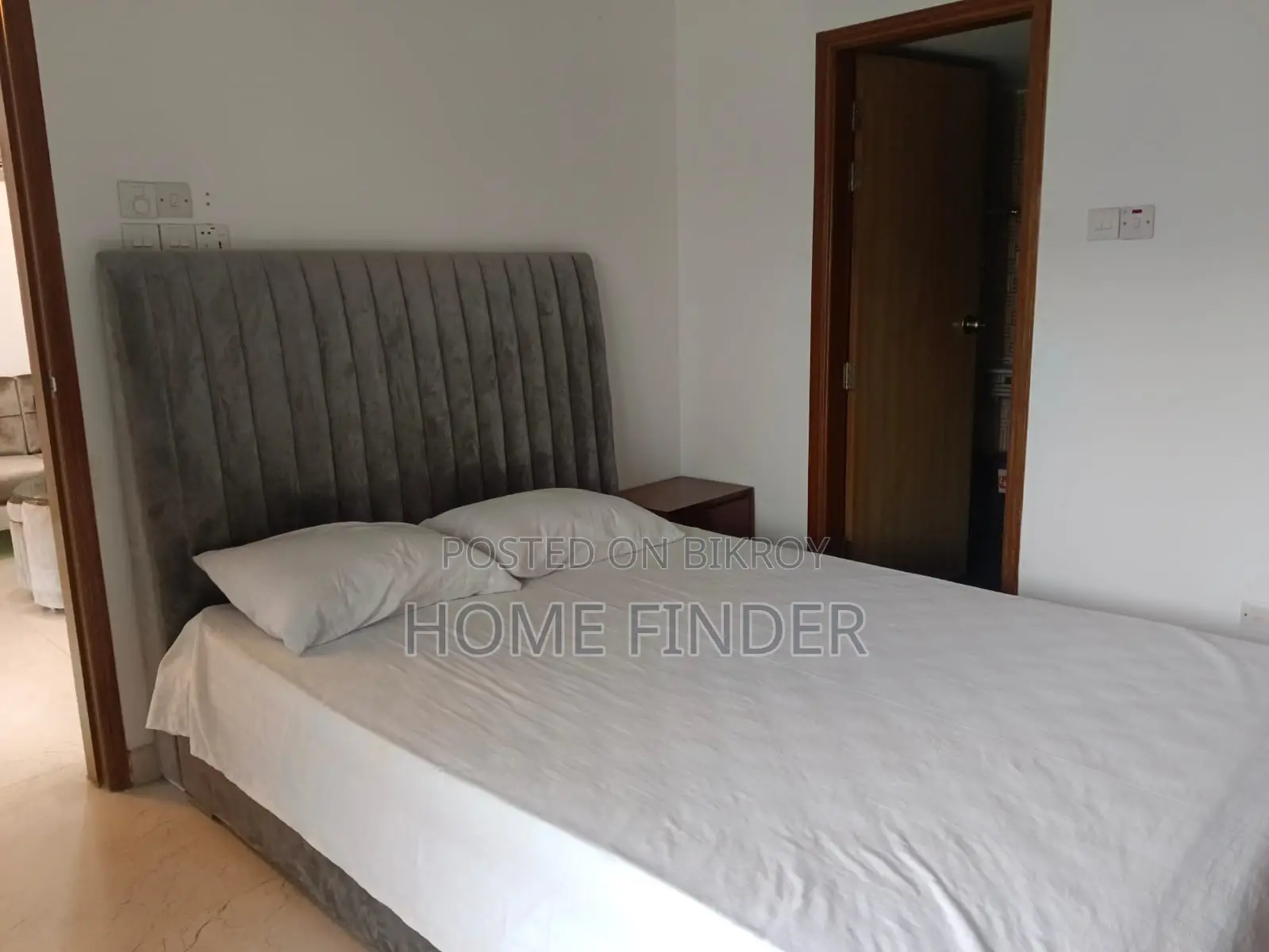 2500 Sqft New Furnished Flat For Rent in Gulshan
