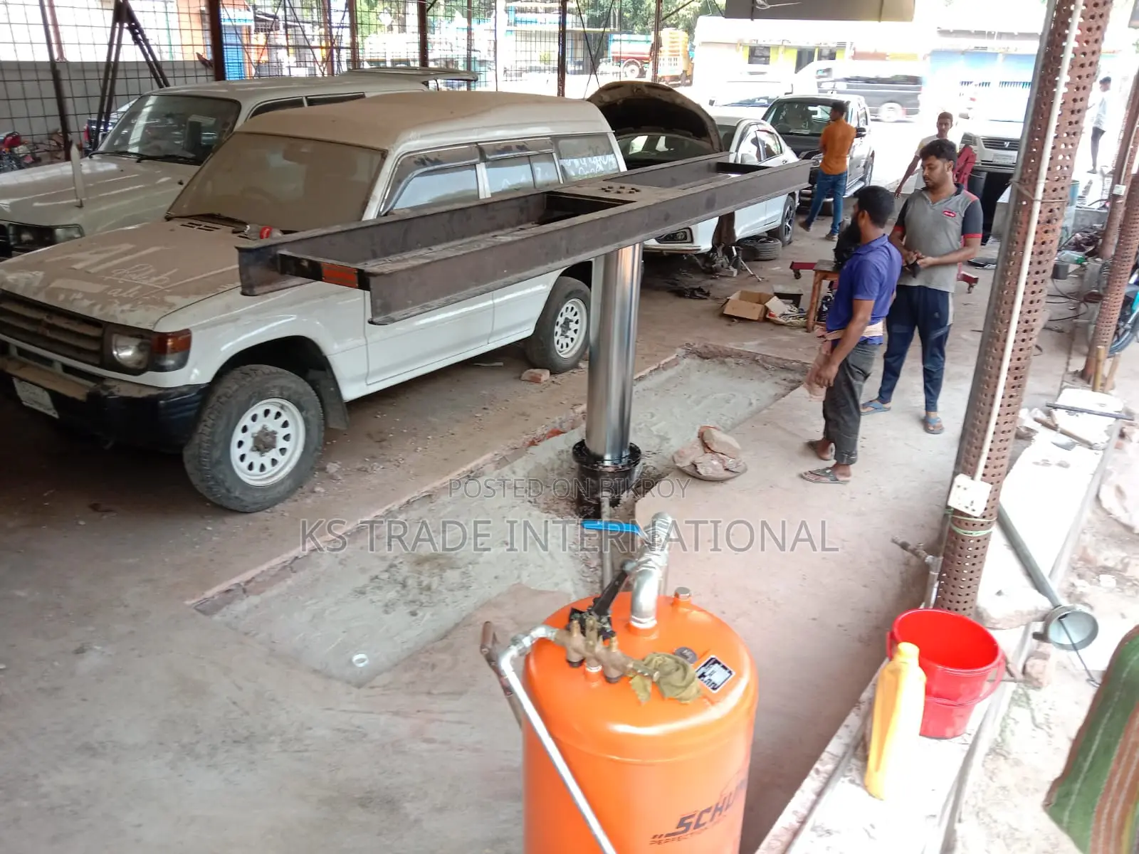 One Cylinder Hydraulic Lift