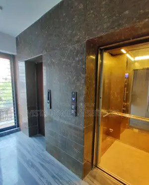 Fully Furnished Setup Commercial Floor Rent at Gulshan-1