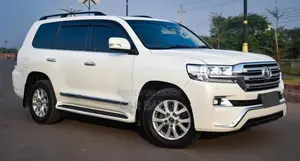 Toyota Land Cruiser V8 VX LIMITED 2017