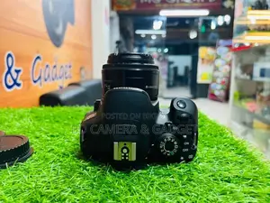 Canon 700D 50mm 1.8 Prime Lens