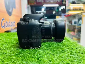 Canon 700D 50mm 1.8 Prime Lens