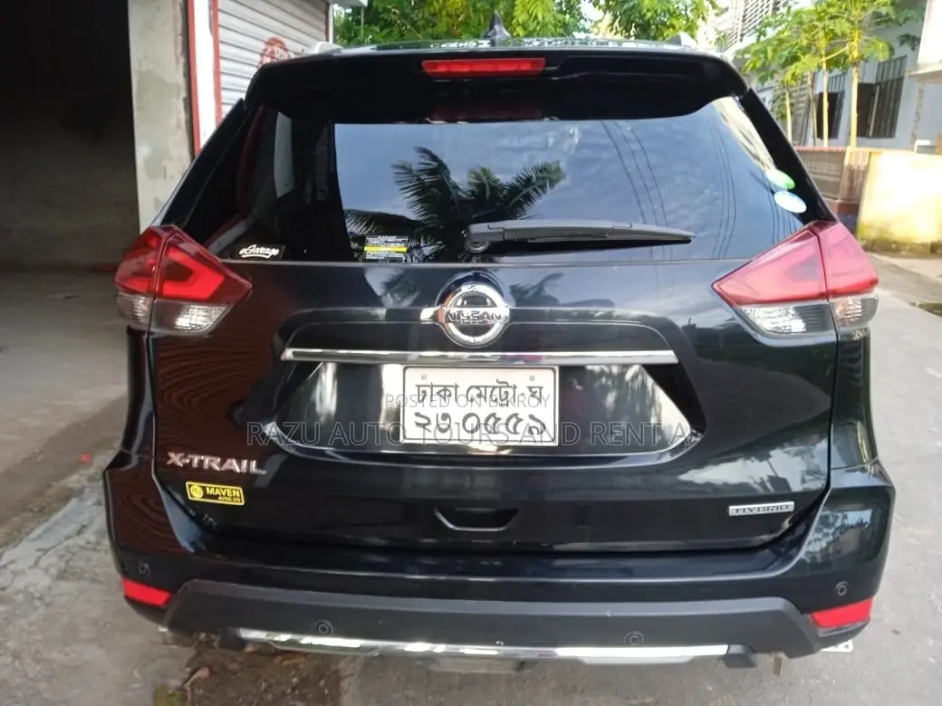 Nissan X-Trail For Rent