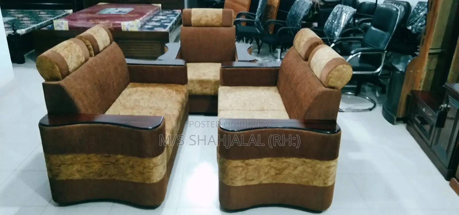 সোফা সেট ভি হাতা ৫সিটি২+২+১