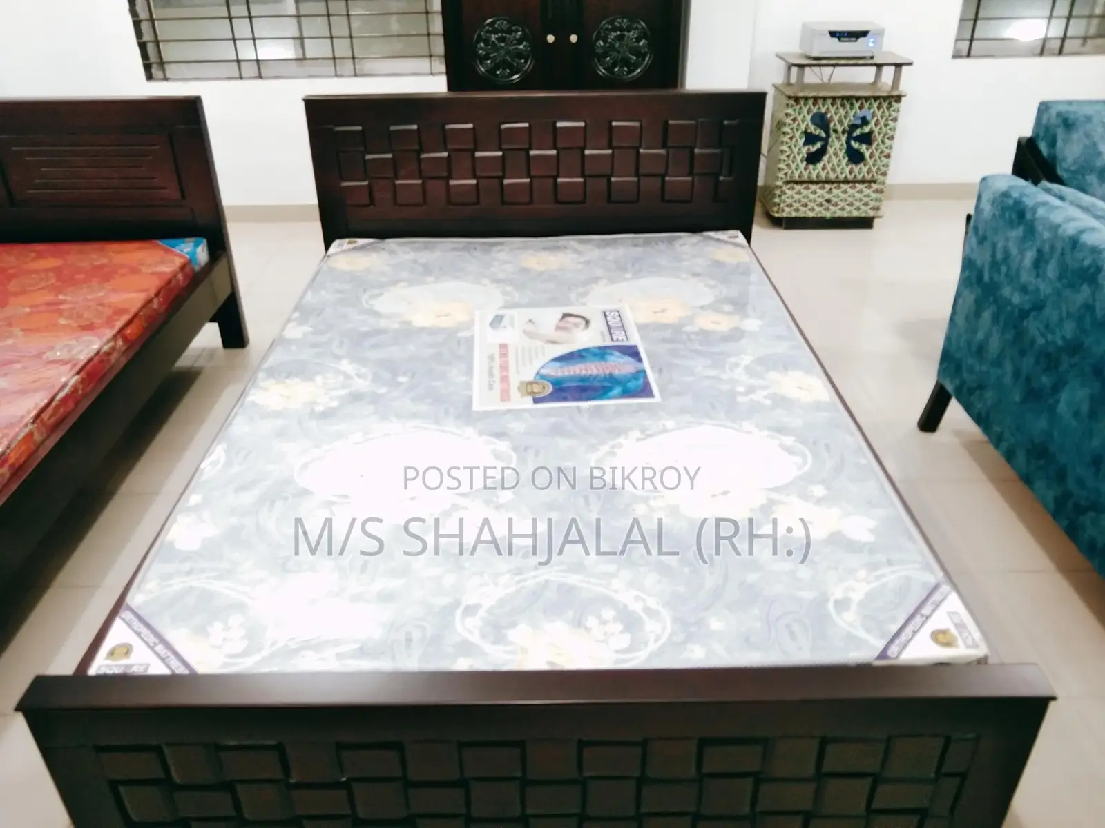 লেকার প্রসেসিং উড খাট কুইন সাইজ