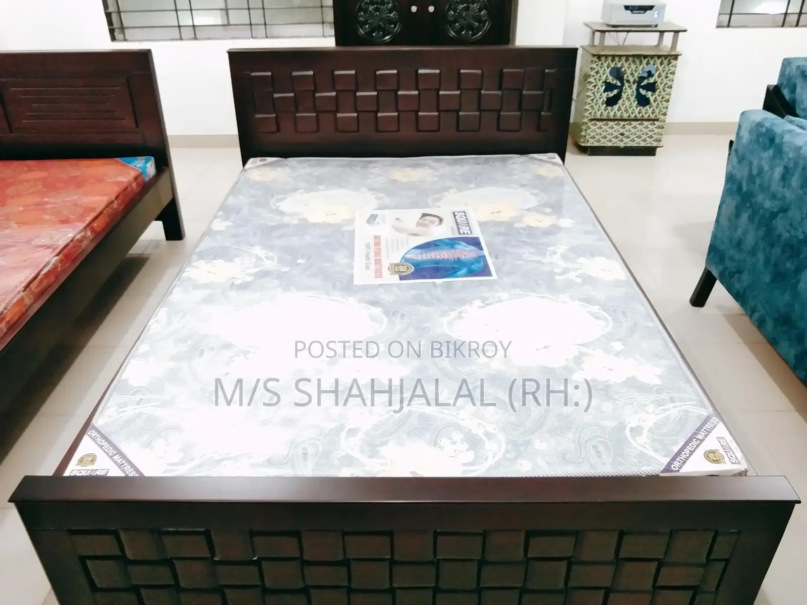 লেকার প্রসেসিং উড খাট কুইন সাইজ