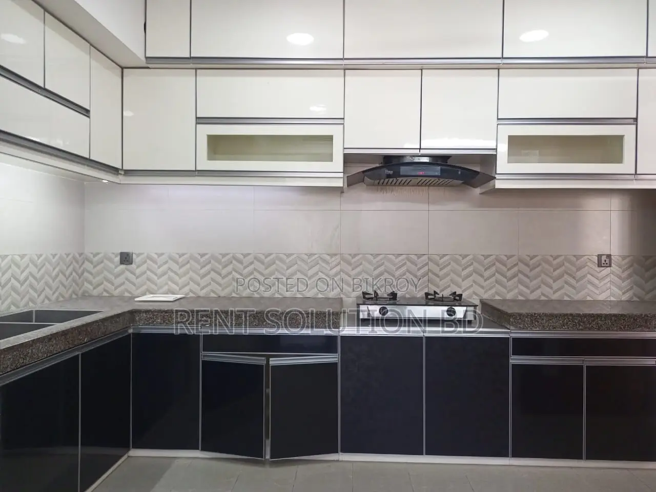 Commodious 4,600 Sq Ft Luxury Apartment For Rent in Gulshan