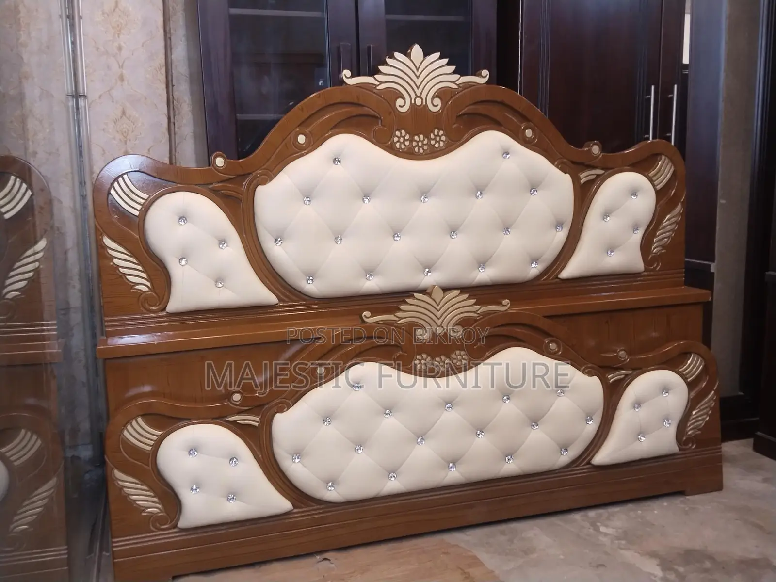 NEW BED 5/7 FEET. M # 1744