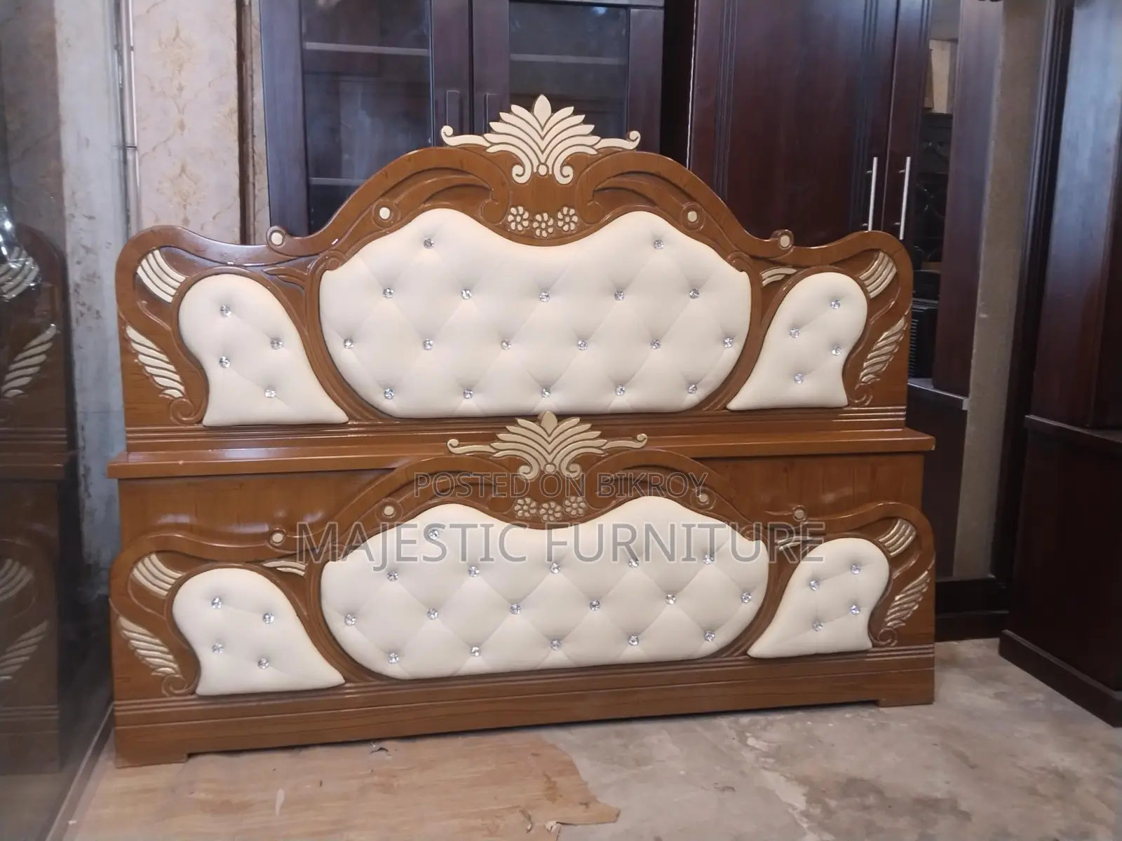 NEW BED 5/7 FEET. M # 1744