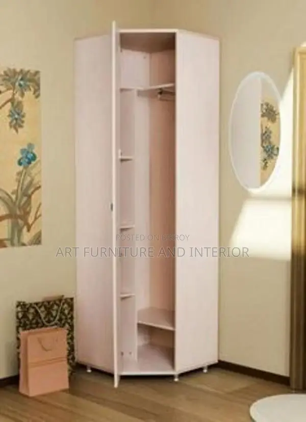 Corner Almirah - 01