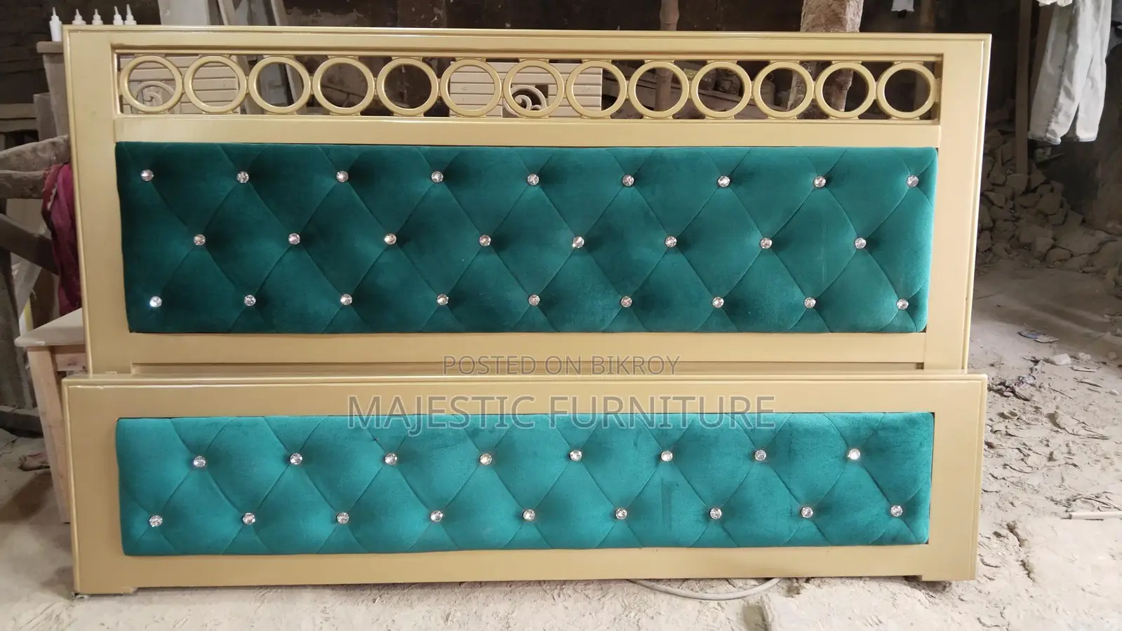 Bed 5/7 6/7 Feet Golden. M 5993