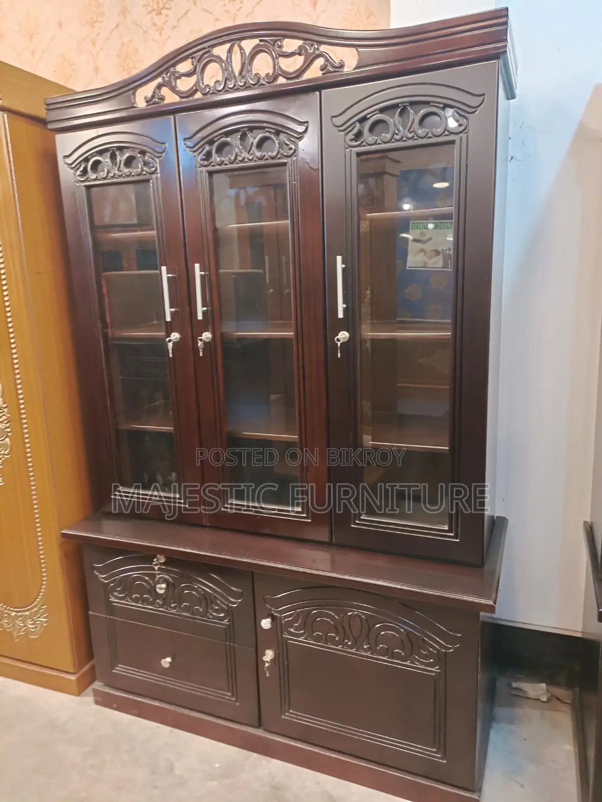 SHOWCASE 4 FEET MDF. M # 7311