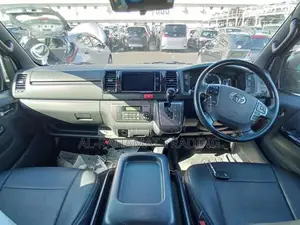 Toyota Hiace SGL DPS2 COBRA ED 2023